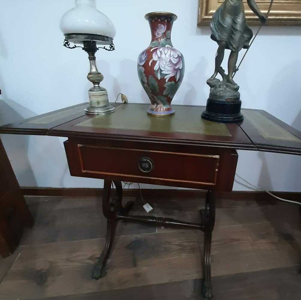 cumparam vindem obiecte tablouri ceasuri picturi antichitati vechi cumparam vindem obiecte tablouri ceasuri picturi antichitati vechi