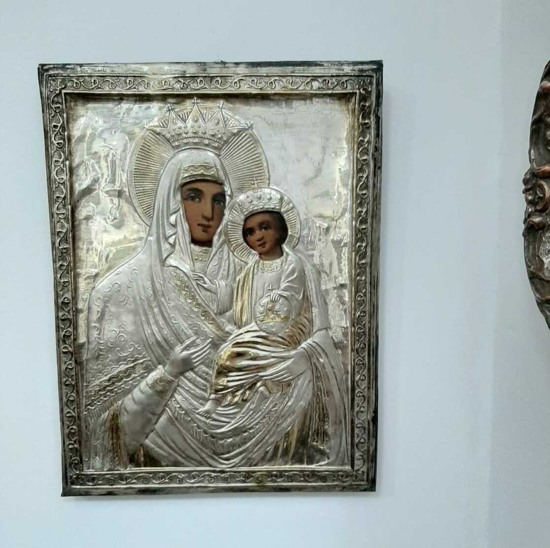 cumparam vindem obiecte tablouri ceasuri picturi antichitati vechi cumparam vindem obiecte tablouri ceasuri picturi antichitati vechi